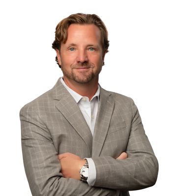 Portrait of Chris Lindemoen, REALTOR®.